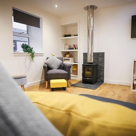 Clifftop Cottage อาร์บรอท ภายนอก รูปภาพ